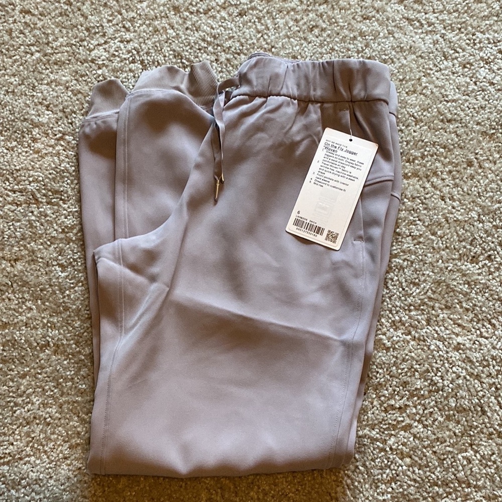 Lululemon joggers